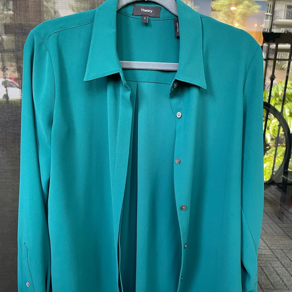 Theory blouse size S
